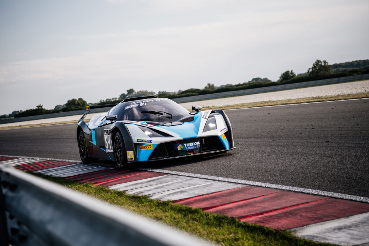 Podium für Benjamin Mazatis im RYS-Cup am Slovakia Ring 2 benjamin mazatis rys cap slovakia ring 2