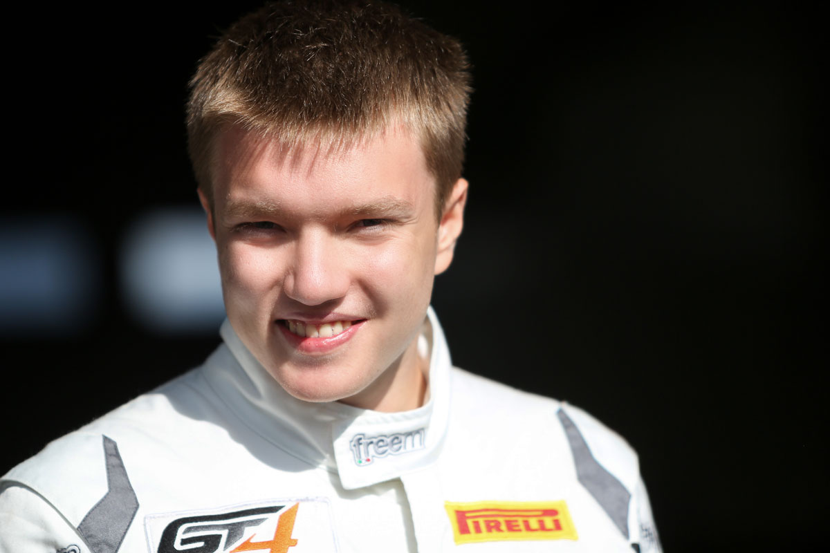 Punkte, Podien und A-Permit: Die Saison 2017 von Benjamin Mazatis 1 Benjamin Mazatis 2017