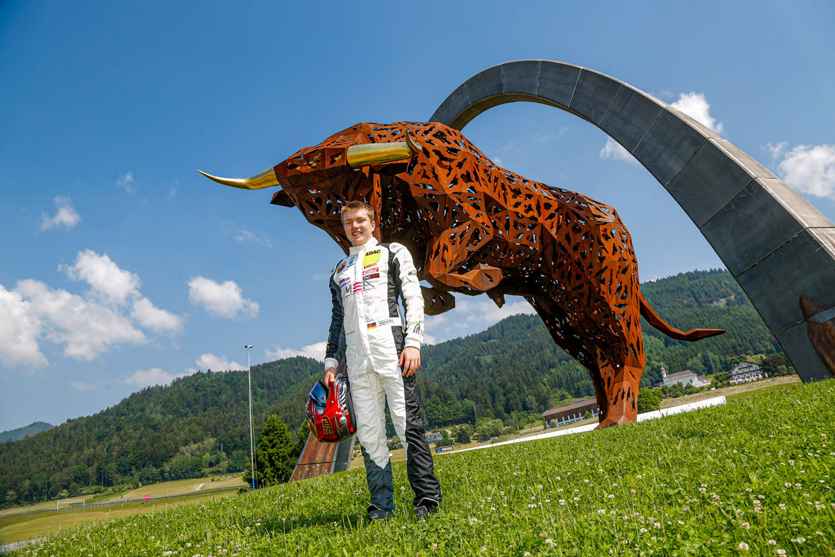 Ich lerne mit jedem gefahrenen Kilometer dazu - Mazatis: Aufholjagden am Red Bull Ring 1 Benjamin Mazatis ADAC Formel 4 Juni 2015