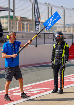 Benjamin Mazatis gegen Valentino Rossi bei den 24H Dubai 58