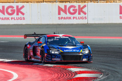 Benjamin Mazatis gegen Valentino Rossi bei den 24H Dubai 60