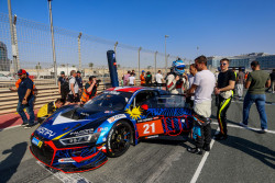 Benjamin Mazatis gegen Valentino Rossi bei den 24H Dubai 98