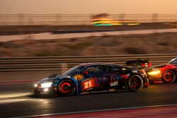 Benjamin Mazatis gegen Valentino Rossi bei den 24H Dubai 119