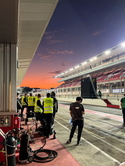 Benjamin Mazatis gegen Valentino Rossi bei den 24H Dubai 134